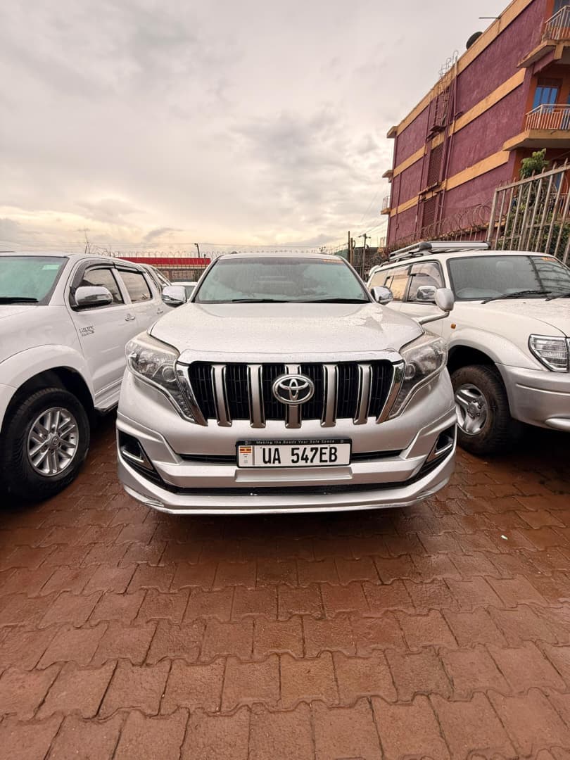 TOYOTA LANDCRUISER PRADO