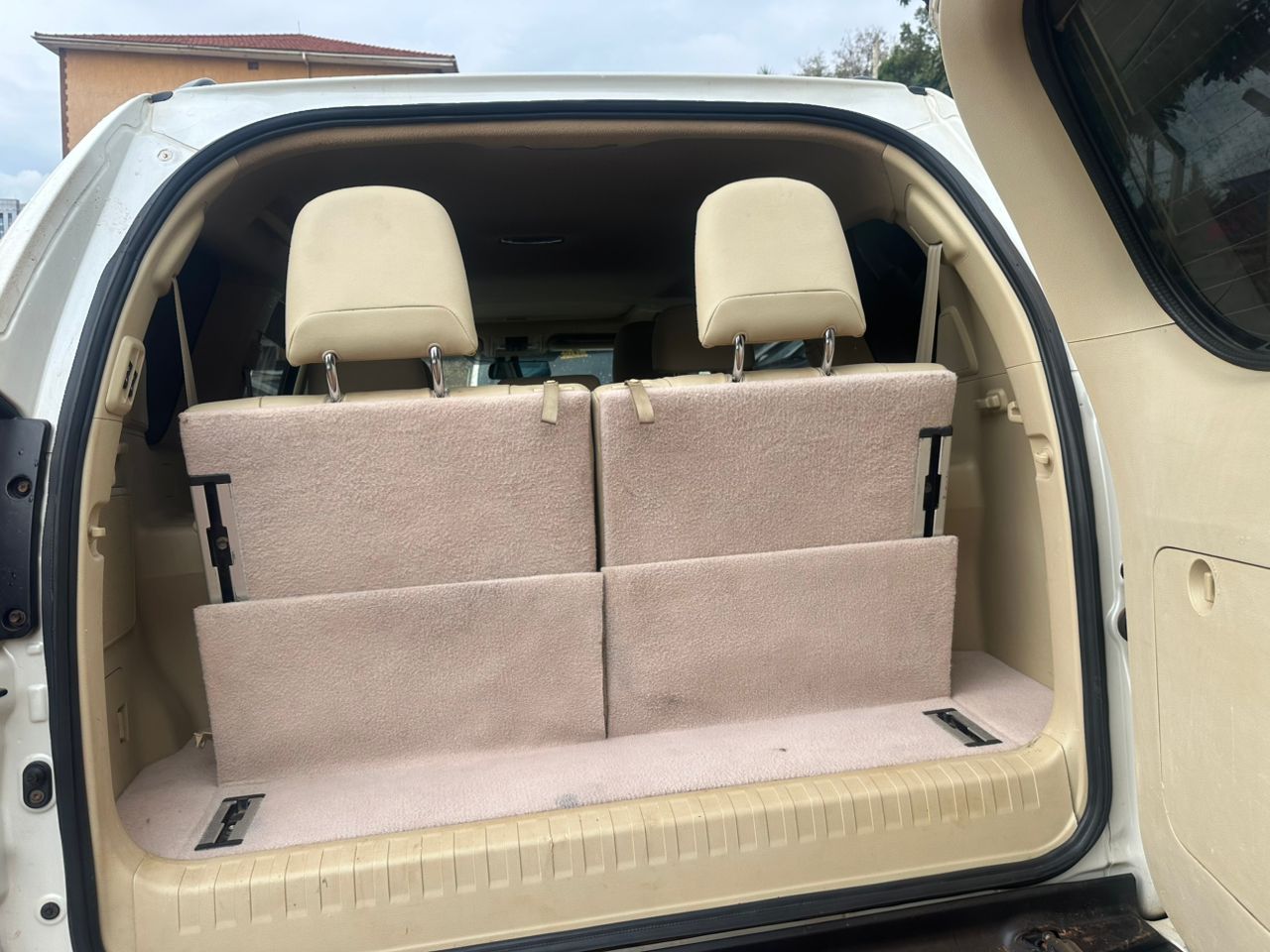 TOYOTA LANDCRUISER PRADO TX